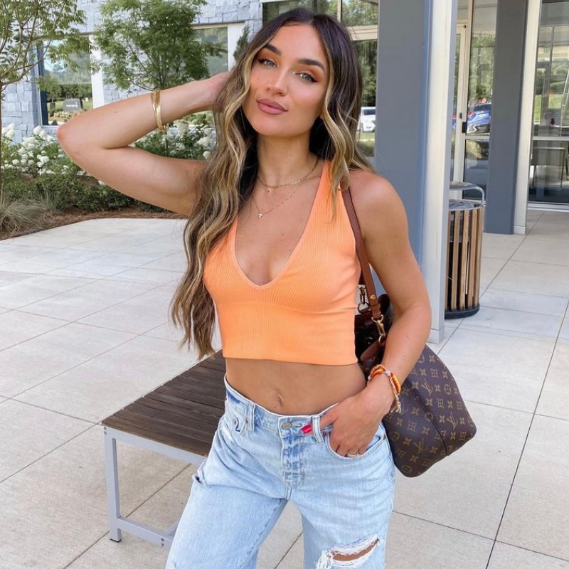 10 Easy Outfit Staples: Basics to Elevated