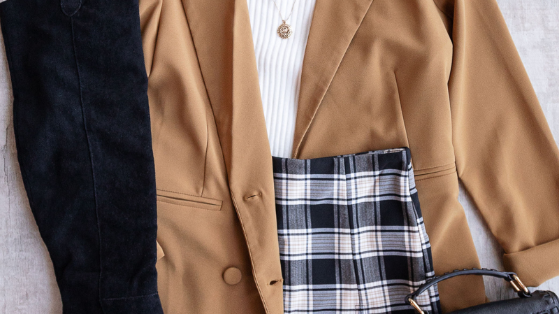 5 Transitional Blazer Fits From Summer to Fall | Priceless