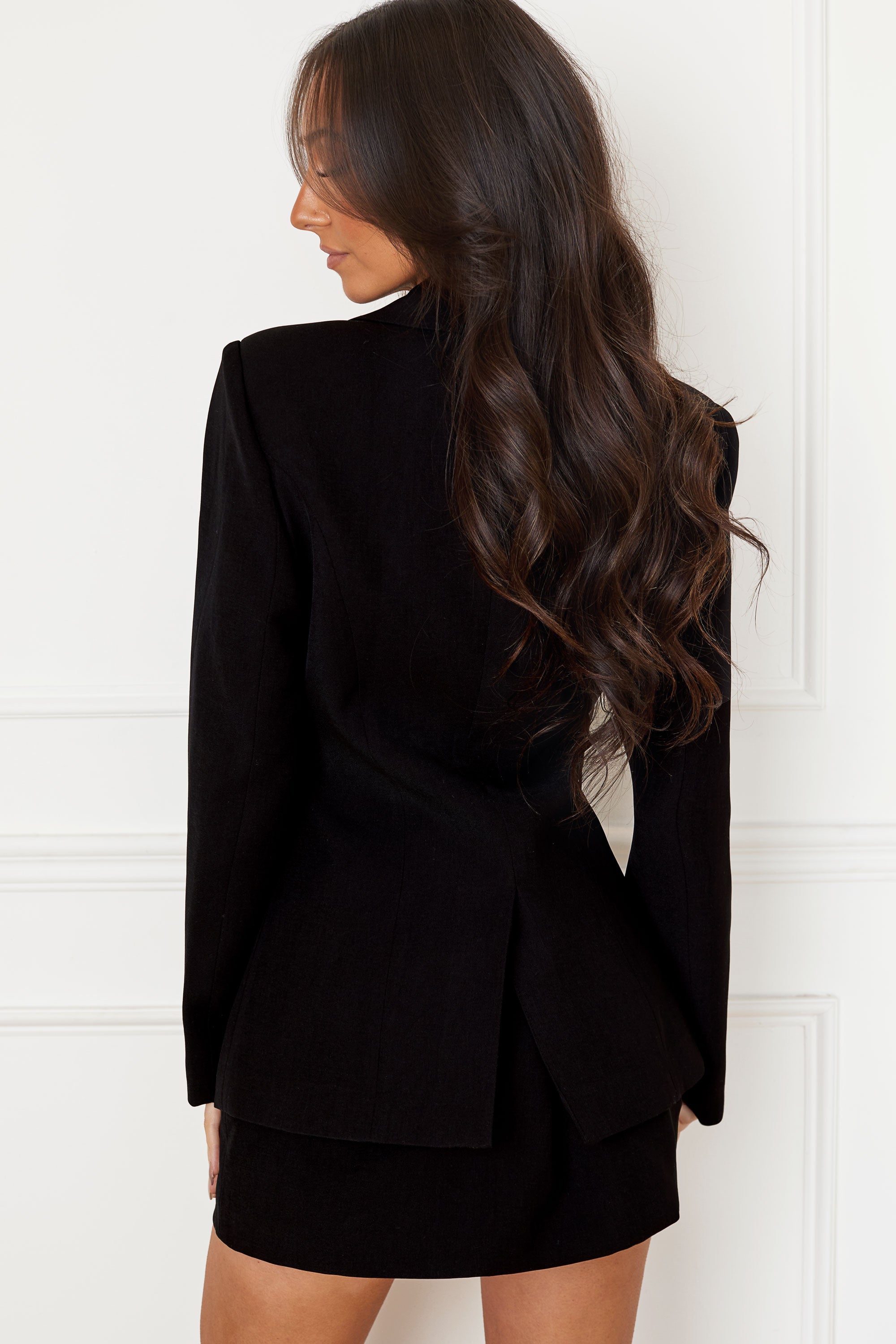 Millicent Black Fitted Blazer by Priceless Millicent Black Fitted Blazer by Priceless