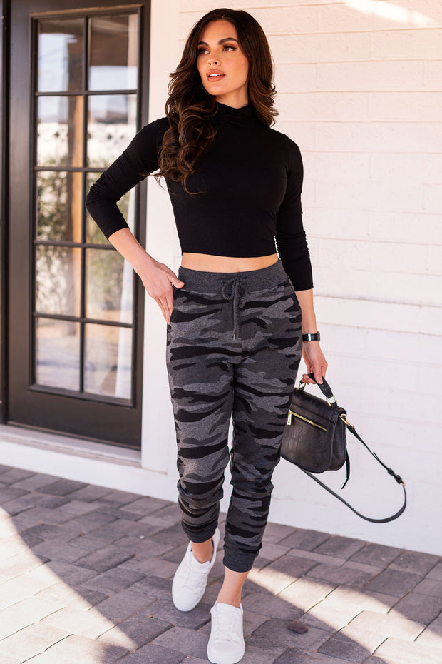 Black Ribbed Crop Turtleneck