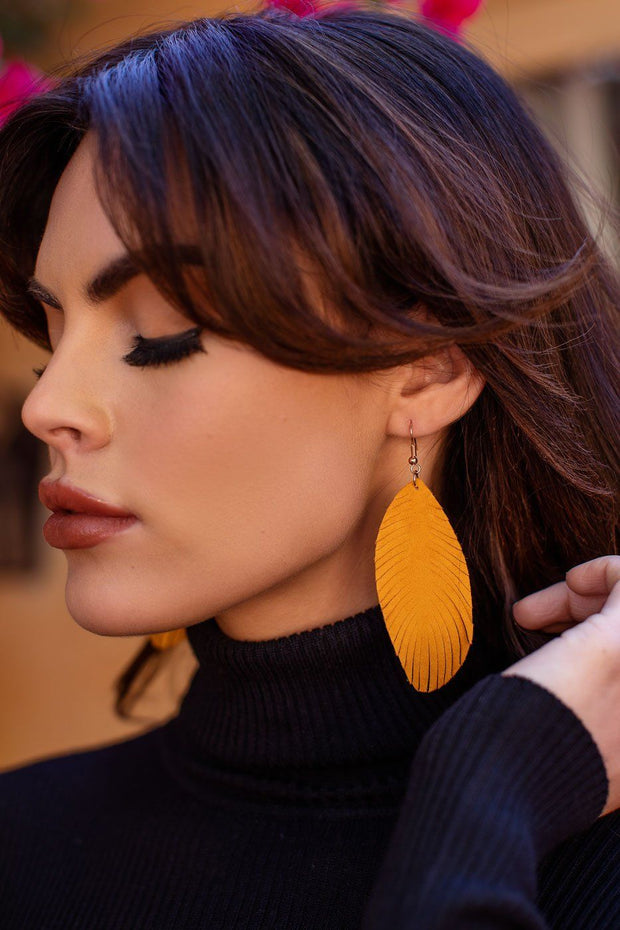 Leave It To Me Earrings